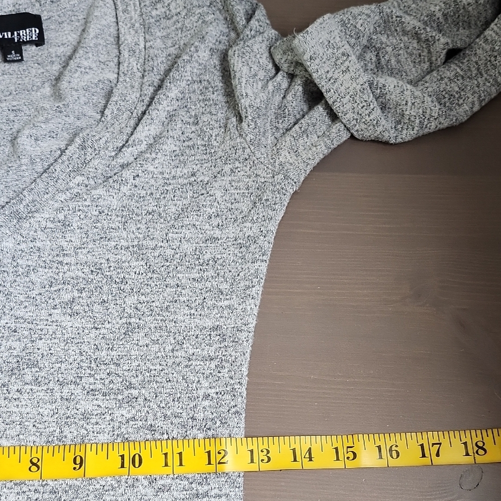 ARITZIA WILFRED FREE Gray v-neck long sleeve bodycon knit midi maxi dress - Picture 11 of 13